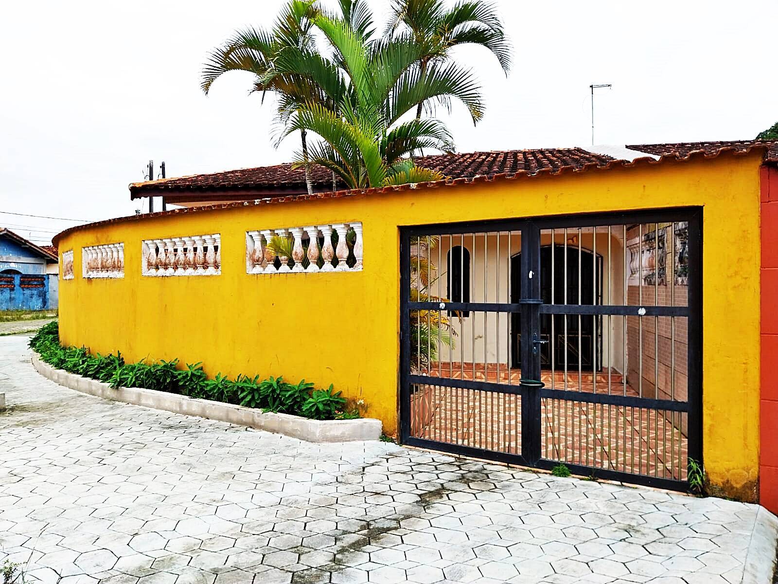#2388 - Casa para Venda em Mongaguá - SP