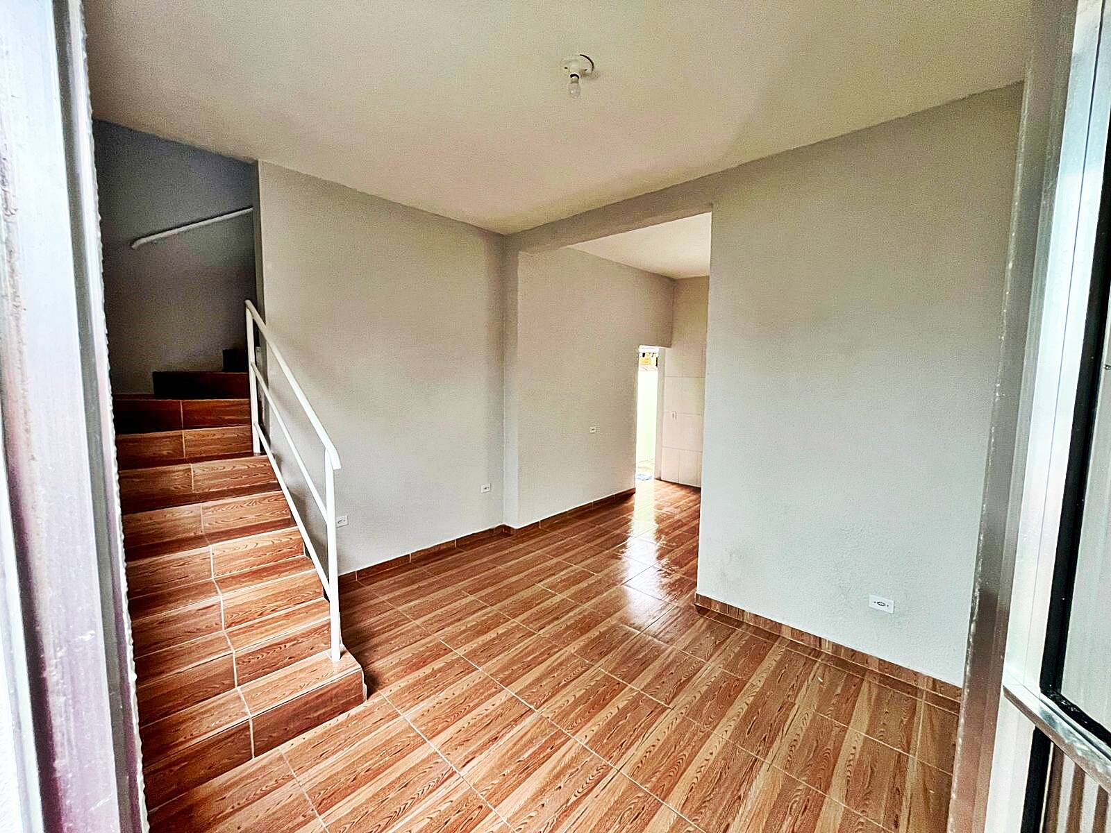 #2513 - Sobrado para Venda em Mongaguá - SP