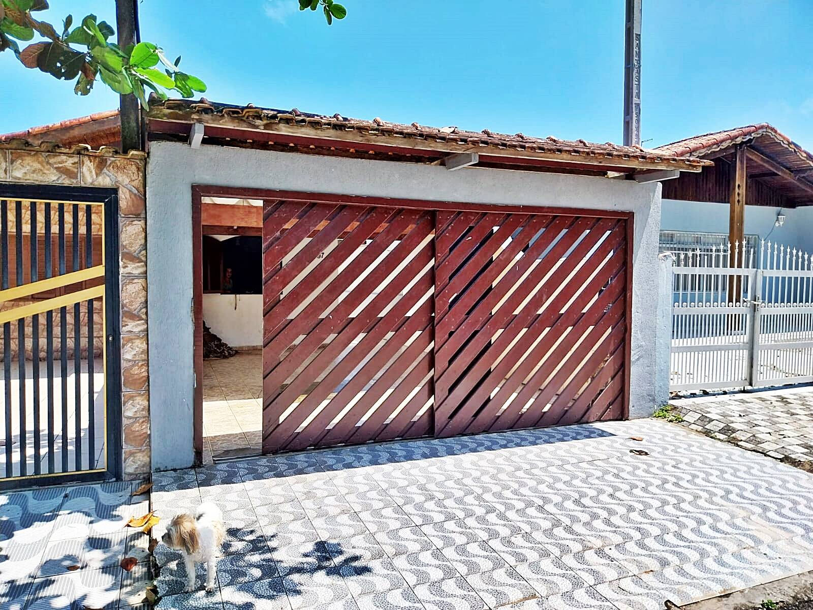 #2520 - Casa para Venda em Mongaguá - SP