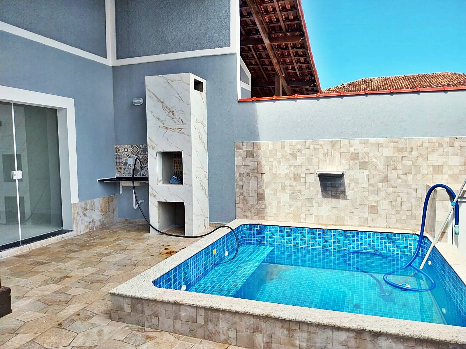 #2526 - Casa para Venda em Mongaguá - SP