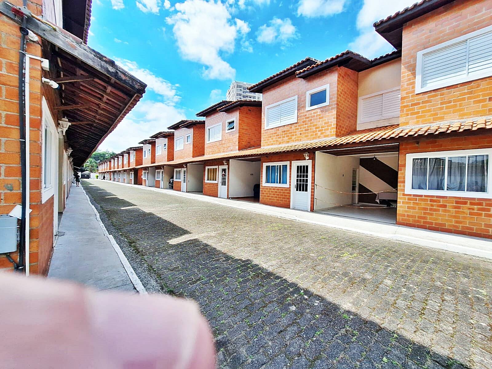 #2529 - Casa em condomínio para Venda em Mongaguá - SP