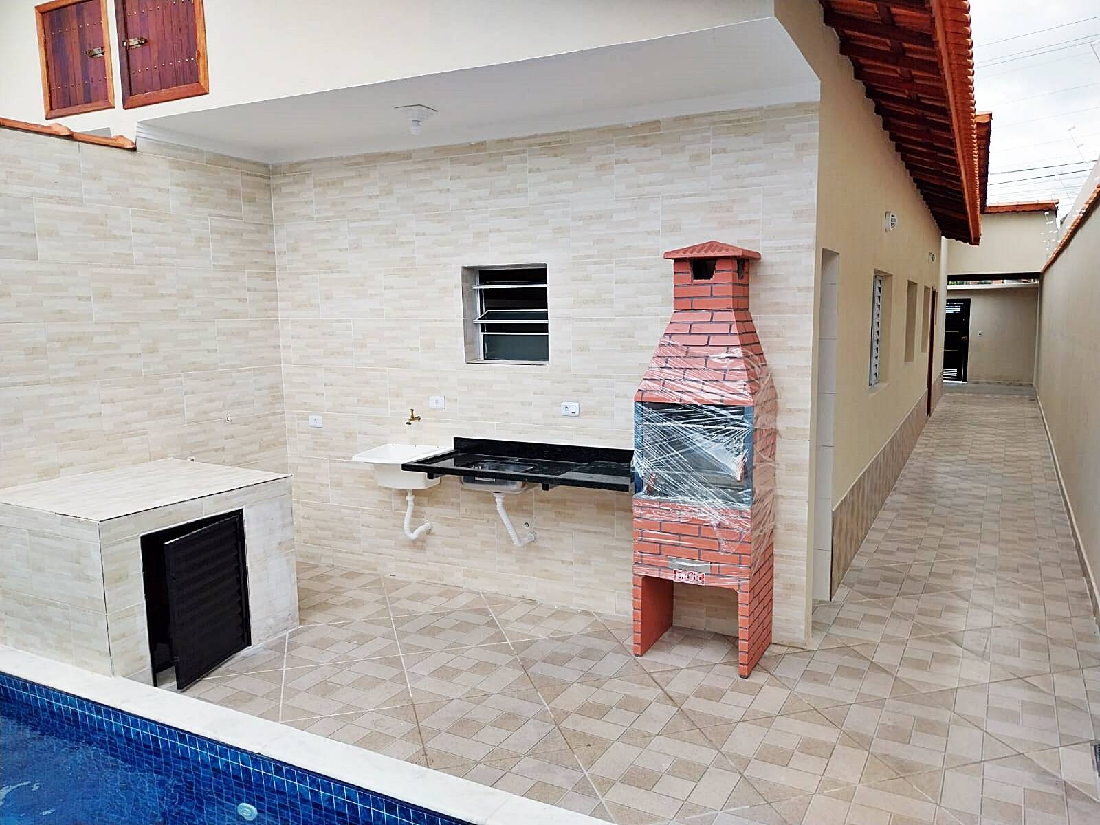 #2560 - Casa para Venda em Mongaguá - SP