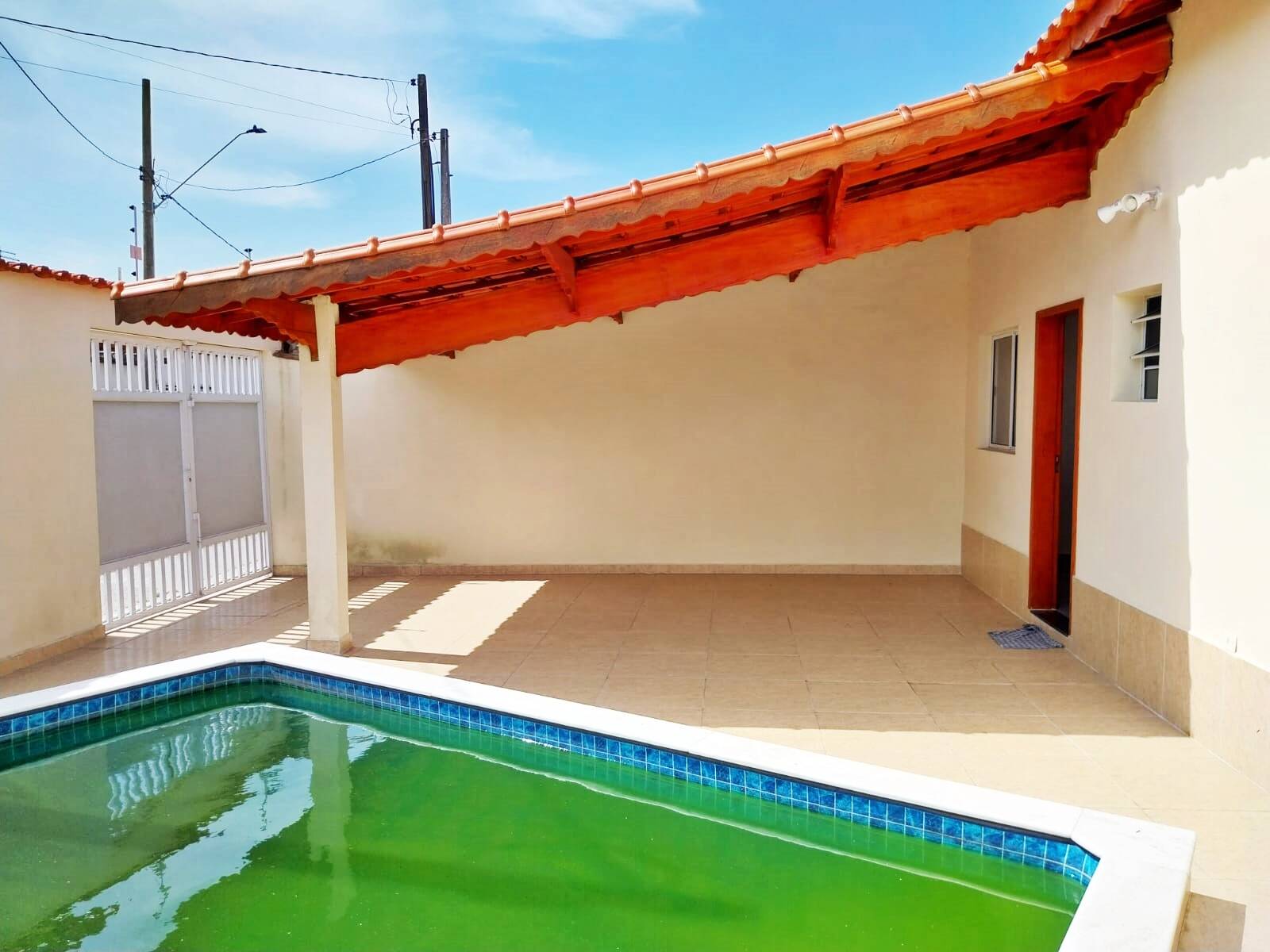 #2574 - Casa para Venda em Mongaguá - SP