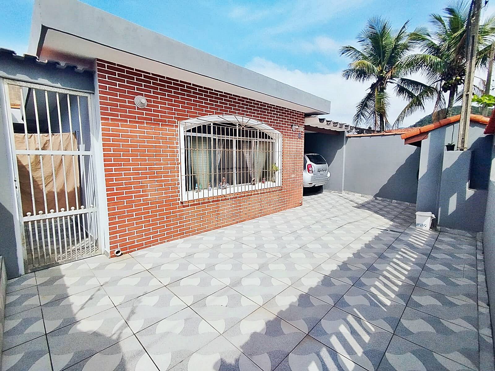 #2583 - Casa para Venda em Mongaguá - SP