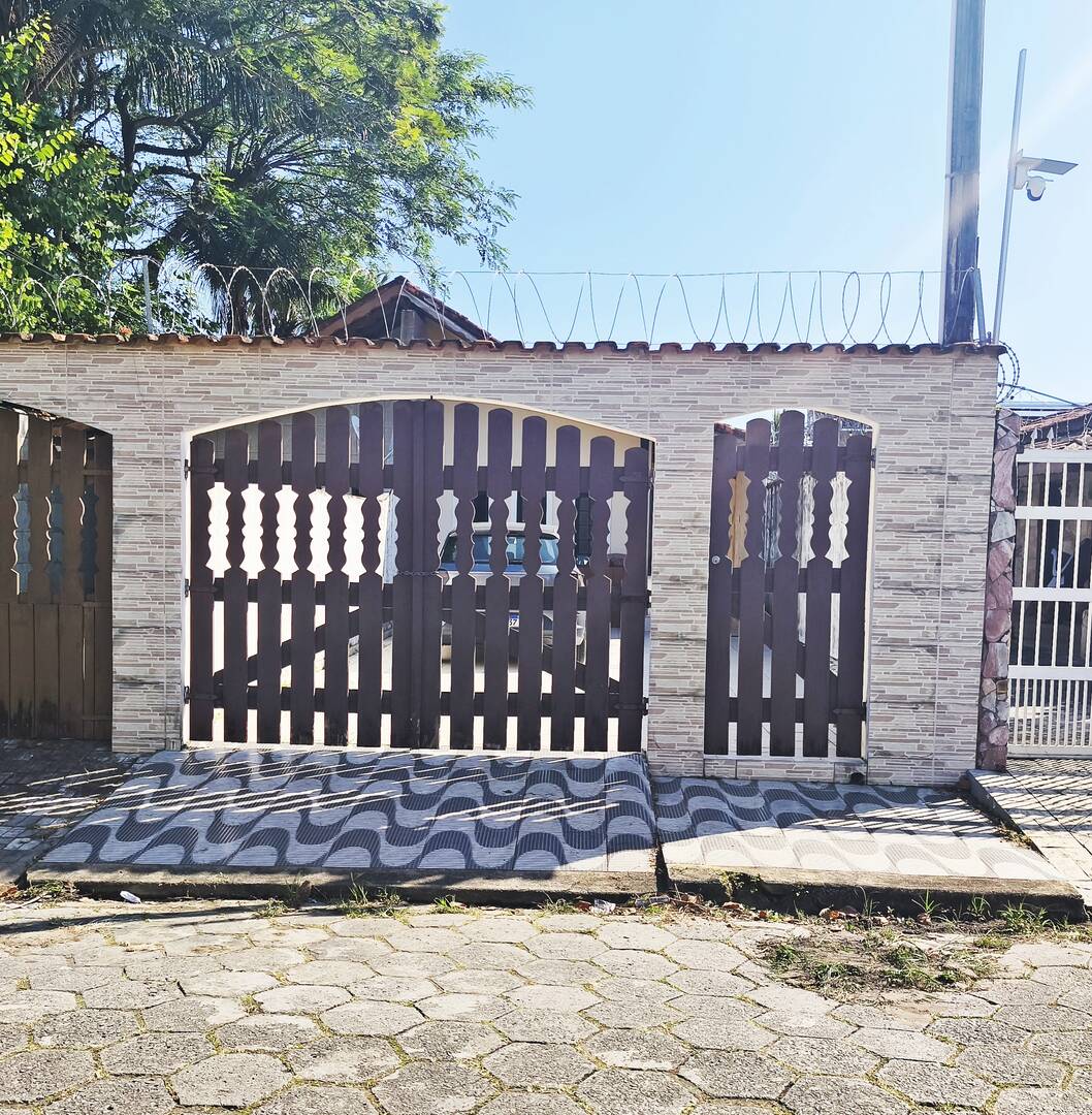 #2618 - Casa para Venda em Mongaguá - SP