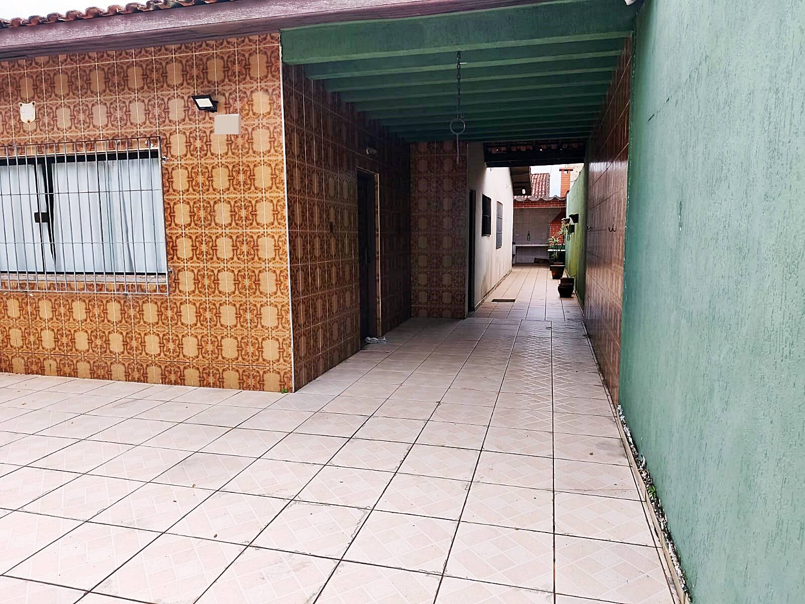 #2585 - Casa para Venda em Mongaguá - SP