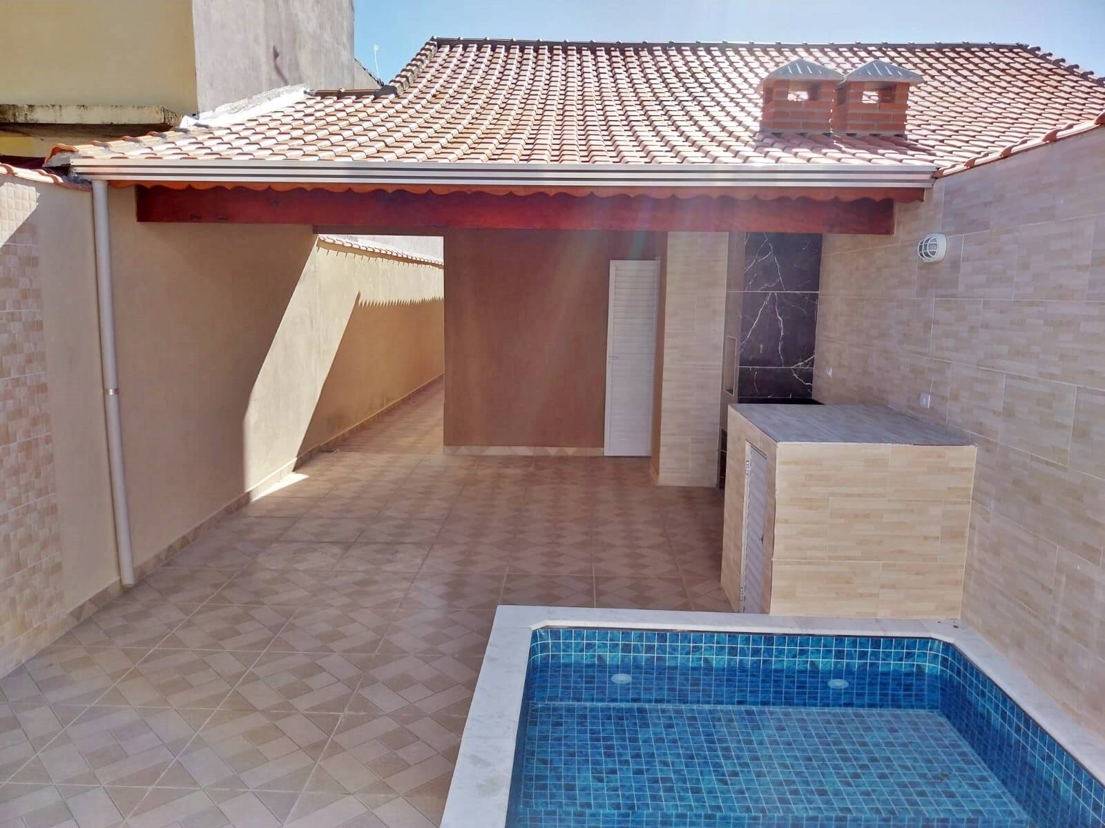 #2653 - Casa para Venda em Mongaguá - SP