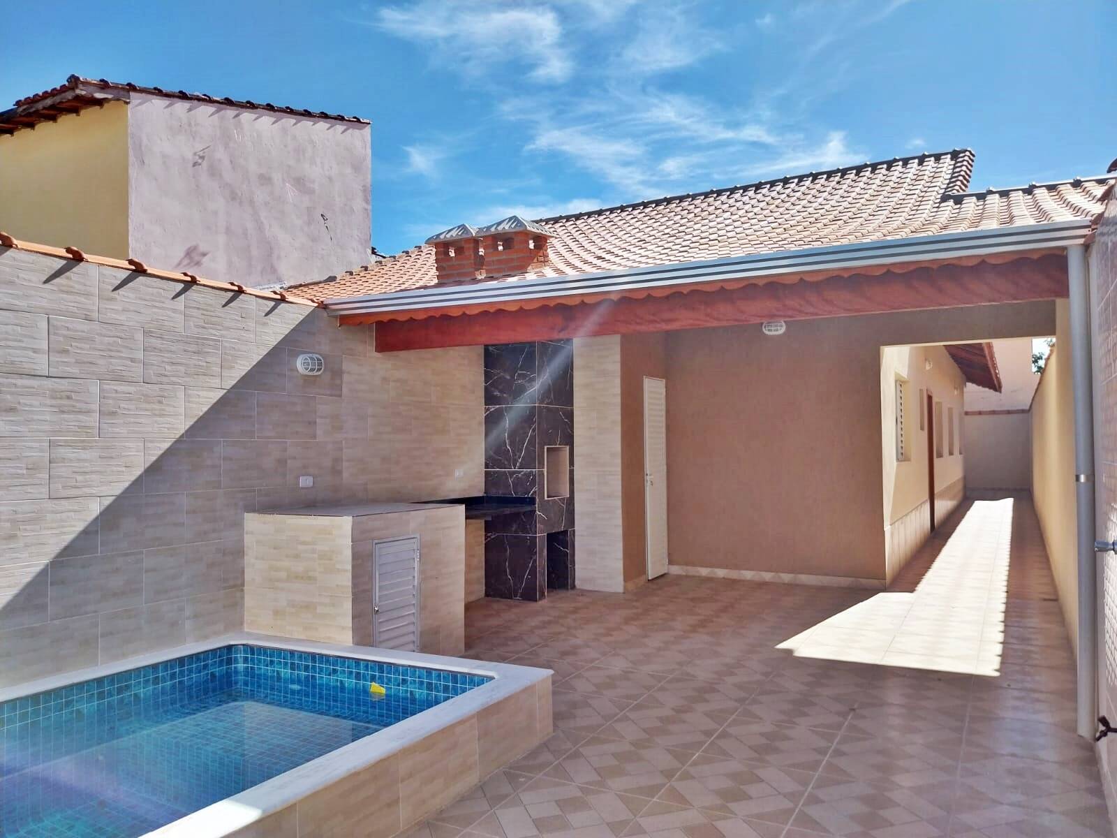 #2654 - Casa para Venda em Mongaguá - SP