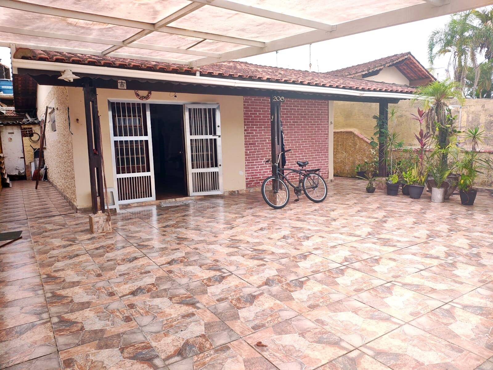 #2663 - Casa para Venda em Mongaguá - SP