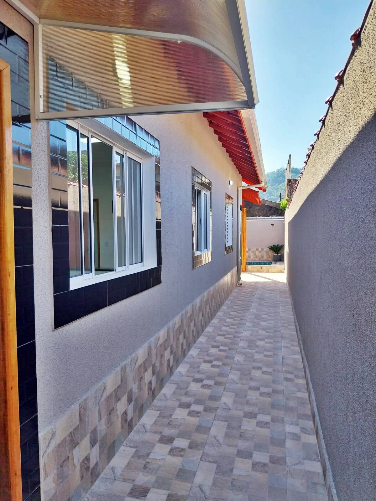 #2683 - Casa para Venda em Mongaguá - SP