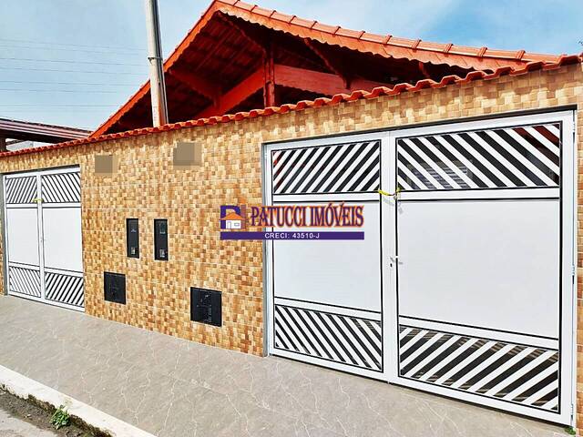 #2573 - Casa para Venda em Mongaguá - SP - 2