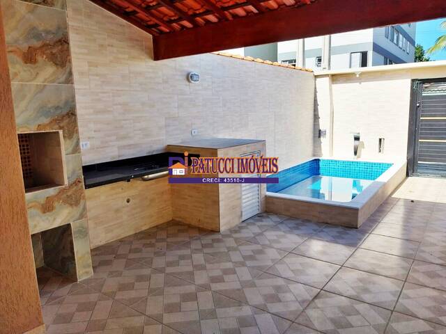 Casa para Venda em Mongaguá - 2