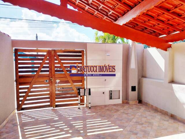 Casa para Venda em Mongaguá - 2