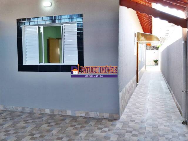 Casa para Venda em Mongaguá - 2