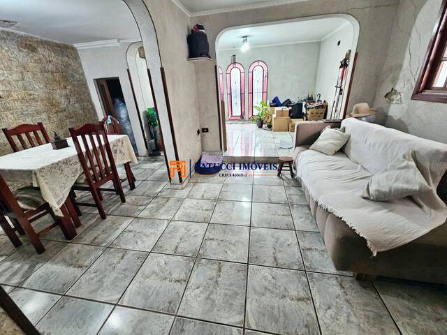 Sobrado para Venda em São Vicente - 4