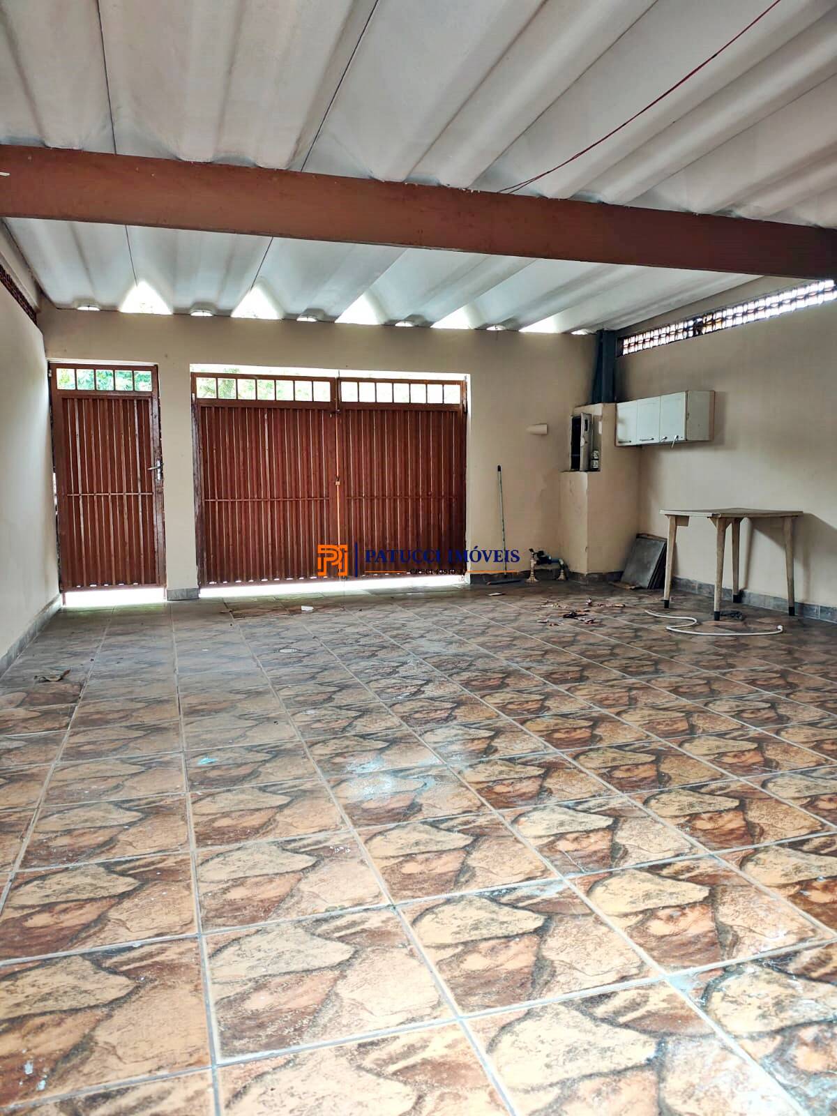 Casa, 5 quartos, 196 m² - Foto 3