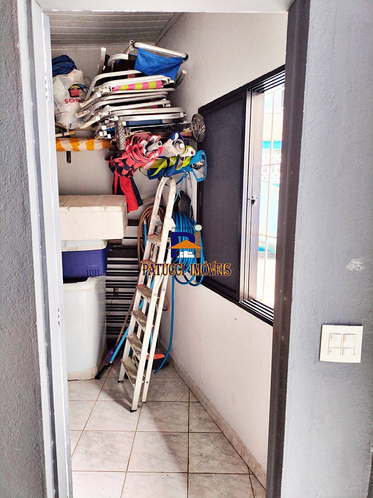 Casa para alugar com 3 quartos, 129m² - Foto 25